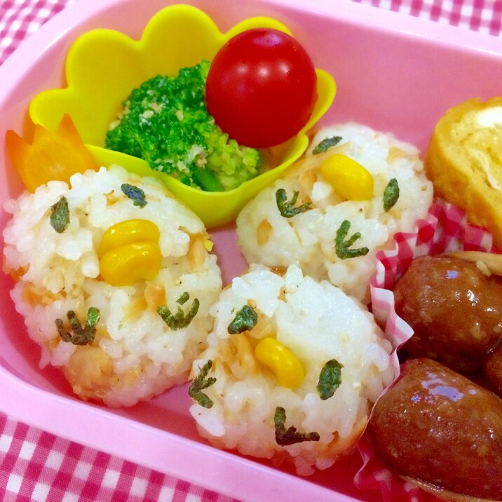 【キャラ弁】簡単！ヒヨコとニワトリの親子おにぎり